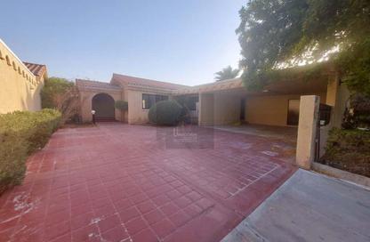 Compound - 3 Bedrooms - 3 Bathrooms for rent in Al Messila - Al Messila - Doha