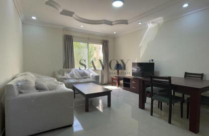 Apartment - 2 Bedrooms - 2 Bathrooms for rent in Al Zubair Bakkar Street - Al Sadd - Doha