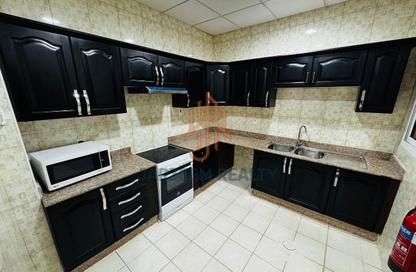 Apartment - 2 Bedrooms - 2 Bathrooms for rent in Al Zubair Bakkar Street - Al Sadd - Doha Apartment - 2 Bedrooms - 2 Bathrooms for rent in Al Zubair Bakkar Street - Al Sadd - Doha