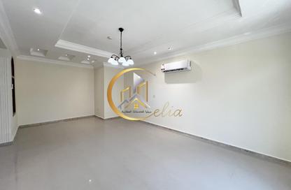 مجمع سكني - 4 غرف نوم - 4 حمامات للايجار في وادي المرخ - مريخ - المريخ - الدوحة