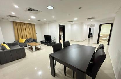 Apartment - 2 Bedrooms - 2 Bathrooms for rent in Corniche Road - Corniche Road - Doha