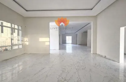 Villa - 7+ Bedrooms - 7+ Bathrooms for rent in Al Tarfa Residences - Fox Hills - Lusail