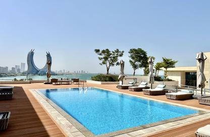 Apartment - 1 Bedroom - 2 Bathrooms for rent in Crystal Residence - Gewan Island - The Pearl Island - Doha