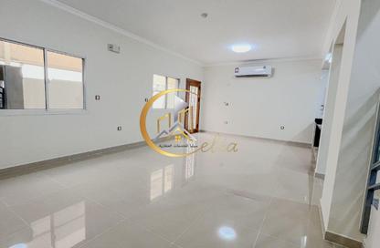 Compound - 5 Bedrooms - 4 Bathrooms for rent in Barzan Compound - New Salata - Salata - Doha