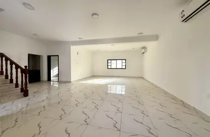 Villa - 4 Bedrooms - 3 Bathrooms for rent in Old Airport Road - Old Airport Road - Doha