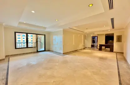 Apartment - 2 Bedrooms - 3 Bathrooms for rent in East Porto Drive - Porto Arabia - The Pearl Island - Doha