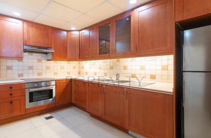 Apartment - 1 Bedroom - 2 Bathrooms for rent in West Porto Drive - Porto Arabia - The Pearl Island - Doha