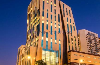 Office Space - Studio - 1 Bathroom for sale in Taameer Central Tower - Marina  25 - Marina District - Lusail