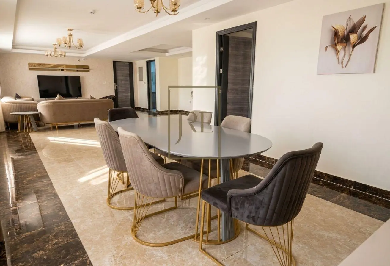 62912785 - Property Main Image