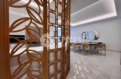 Apartment - 2 Bedrooms - 4 Bathrooms for rent in Floresta Gardens - Floresta Gardens - The Pearl Island - Doha