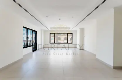 Apartment - 1 Bedroom - 2 Bathrooms for sale in West Porto Drive - Porto Arabia - The Pearl Island - Doha Apartment - 1 Bedroom - 2 Bathrooms for sale in West Porto Drive - Porto Arabia - The Pearl Island - Doha
