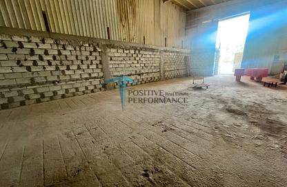 Warehouse - Studio - 1 Bathroom for rent in Industrial Area - Industrial Area - Doha