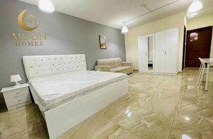 Apartment - Studio - 1 for rent in Umm Ghwailina Comm - Umm Ghuwalina - Umm Ghuwailina - Doha