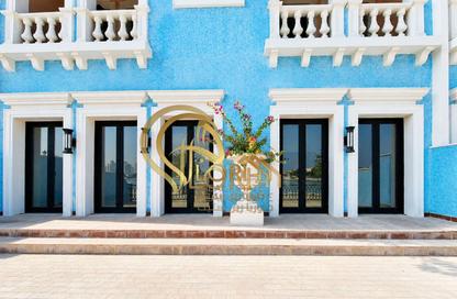 Townhouse - 2 Bedrooms - 4 Bathrooms for rent in Qanat Quartier - The Pearl Island - Doha Townhouse - 2 Bedrooms - 4 Bathrooms for rent in Qanat Quartier - The Pearl Island - Doha
