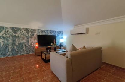 Apartment - Studio - 1 for rent in Omar Al Mukhtar Street - Diplomatic Area - Doha