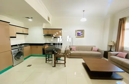 Apartment - 1 Bedroom - 1 Bathroom for rent in Fereej Abdul Aziz - Doha Apartment - 1 Bedroom - 1 Bathroom for rent in Fereej Abdul Aziz - Doha