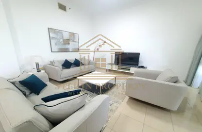 Apartment - 2 Bedrooms - 2 Bathrooms for rent in West Bay Tower - West Bay - West Bay - Doha