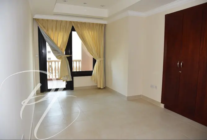 64421987 - Property Image 3