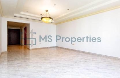 Apartment - 2 Bedrooms - 3 Bathrooms for rent in East Porto Drive - Porto Arabia - The Pearl Island - Doha