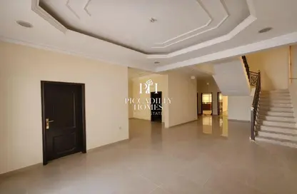 Villa - 5 Bedrooms - 7 Bathrooms for rent in Al Kheesa - Al Kheesa - Umm Salal Mohammed