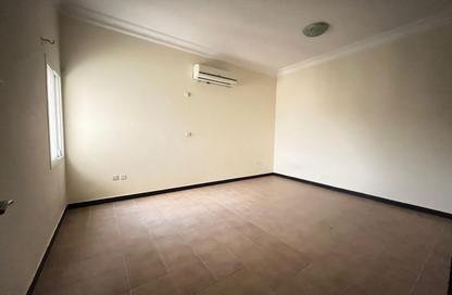 Apartment - 3 Bedrooms - 2 Bathrooms for rent in Hiteen Street - Al Muntazah - Doha