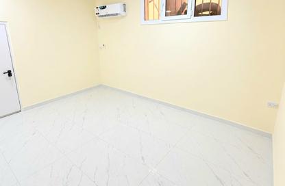 Apartment - 1 - 1 for rent in New Salata - Salata - Doha