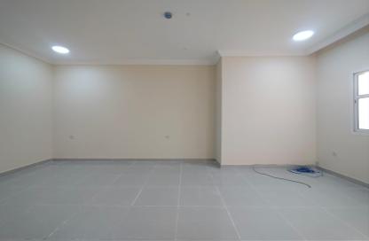 Apartment - Studio - 1 Bathroom for rent in Muaither Area - Al Rayyan - Doha