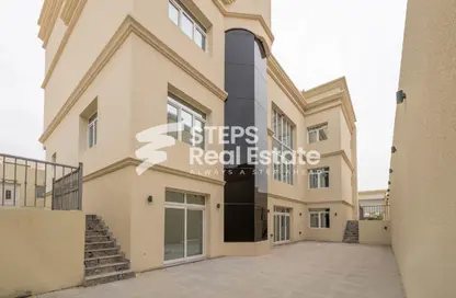 Villa - 7 Bedrooms - 7+ Bathrooms for sale in Al Wukair - Al Wukair - Al Wakra