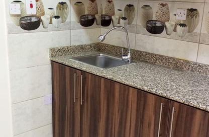 Apartment - 1 Bedroom - 1 Bathroom for rent in Umm Ghwailina Comm - Umm Ghuwalina - Umm Ghuwailina - Doha