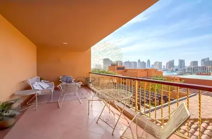 شقة - 2 غرف نوم - 2 حمامات للبيع في طريق بورتو الغربي - بورتو أرابيا - جزيرة اللؤلؤة - الدوحة