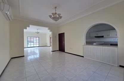 مجمع سكني - 3 غرف نوم - 3 حمامات للايجار في شارع سوق الجملة - أبو هامور - الدوحة