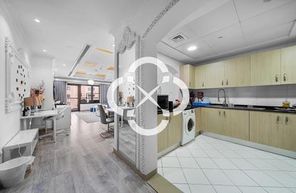 Apartment - 1 Bedroom - 2 Bathrooms for rent in West Porto Drive - Porto Arabia - The Pearl Island - Doha
