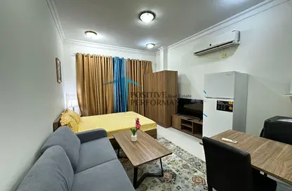Apartment - Studio - 1 Bathroom for rent in Jeera Residential Compound - Muaither North - Muaither Area - Doha Apartment - Studio - 1 Bathroom for rent in Jeera Residential Compound - Muaither North - Muaither Area - Doha