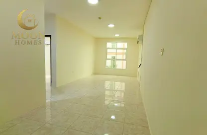 Apartment - 1 Bedroom - 1 Bathroom for rent in Salaja Street - Doha Al Jadeed - Doha