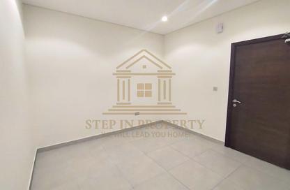 Apartment - 3 Bedrooms - 2 Bathrooms for rent in EB12 - Fereej Bin Mahmoud North - Fereej Bin Mahmoud - Doha Apartment - 3 Bedrooms - 2 Bathrooms for rent in EB12 - Fereej Bin Mahmoud North - Fereej Bin Mahmoud - Doha