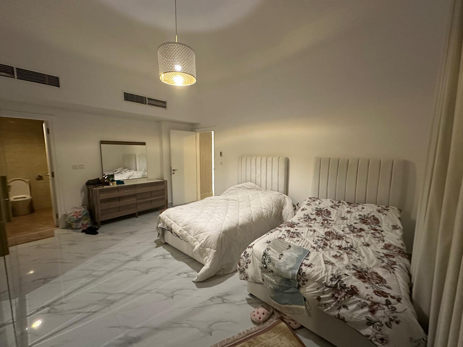 LUXURY 1BEDROOM FULLY FURNISHED APARTMENT thumbnail 7