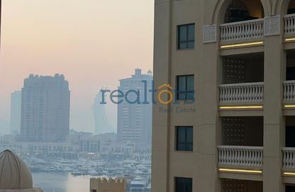 Apartment - 1 Bedroom - 2 Bathrooms for rent in Tower 24 - Porto Arabia - The Pearl Island - Doha