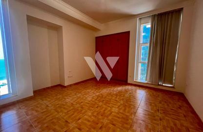 Apartment - 3 Bedrooms - 5 Bathrooms for rent in West Bay Tower - West Bay - West Bay - Doha