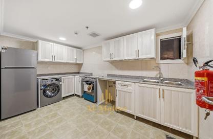 Apartment - 2 Bedrooms - 2 Bathrooms for rent in Al Mansoura - Al Mansoura - Doha