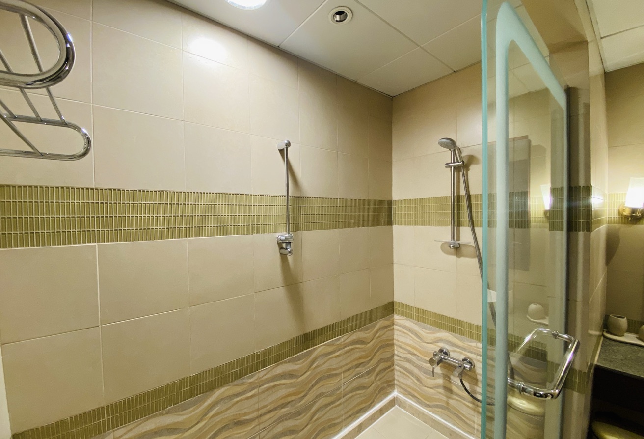 Sea View 1BR | Fully Furnished | Spacious thumbnail 8