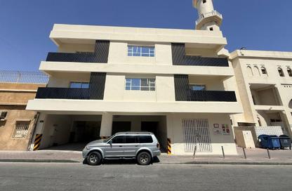 Apartment - 2 Bedrooms - 2 Bathrooms for rent in Old Al Ghanim - Al Ghanim - Doha