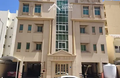 Apartment - 2 Bedrooms - 2 Bathrooms for rent in Al Muntazah Street - Al Muntazah - Doha