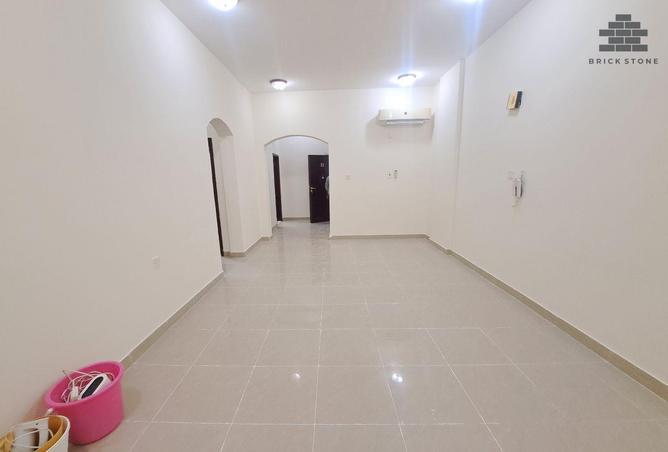 60611001 - Property Main Image