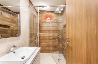 Apartment - 3 Bedrooms - 4 Bathrooms for rent in Lusail Marina Heights - Marina District - Lusail
