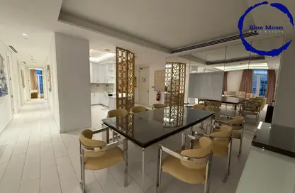 شقة - 2 غرف نوم - 3 حمامات للايجار في حدائق فلورستا - حدائق فلورستا - جزيرة اللؤلؤة - الدوحة