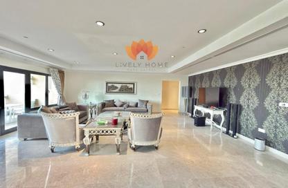 Apartment - 3 Bedrooms - 5 Bathrooms for rent in East Porto Drive - Porto Arabia - The Pearl Island - Doha