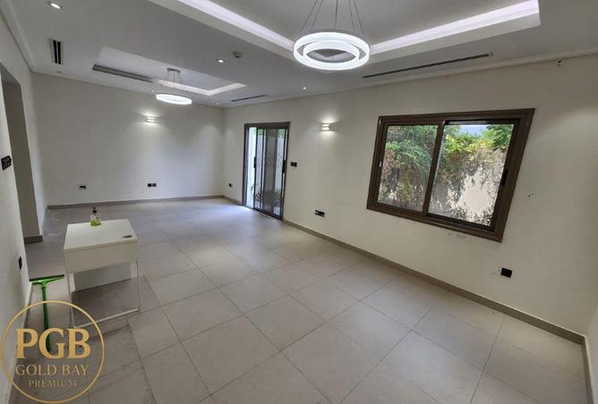 53813815 - Property Main Image