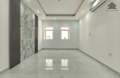 Apartment - 2 Bedrooms - 3 Bathrooms for rent in Somerset Al Mansoura - Al Mansoura - Doha