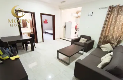 Apartment - 1 Bedroom - 2 Bathrooms for rent in Umm Ghuwailina 4 - Umm Ghuwailina - Doha