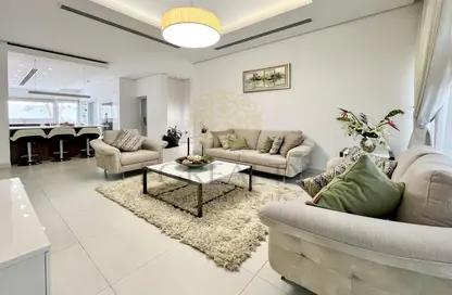 مجمع سكني - 5 غرف نوم - 7 حمامات للايجار في وادي المرخ - مريخ - المريخ - الدوحة مجمع سكني - 5 غرف نوم - 7 حمامات للايجار في وادي المرخ - مريخ - المريخ - الدوحة